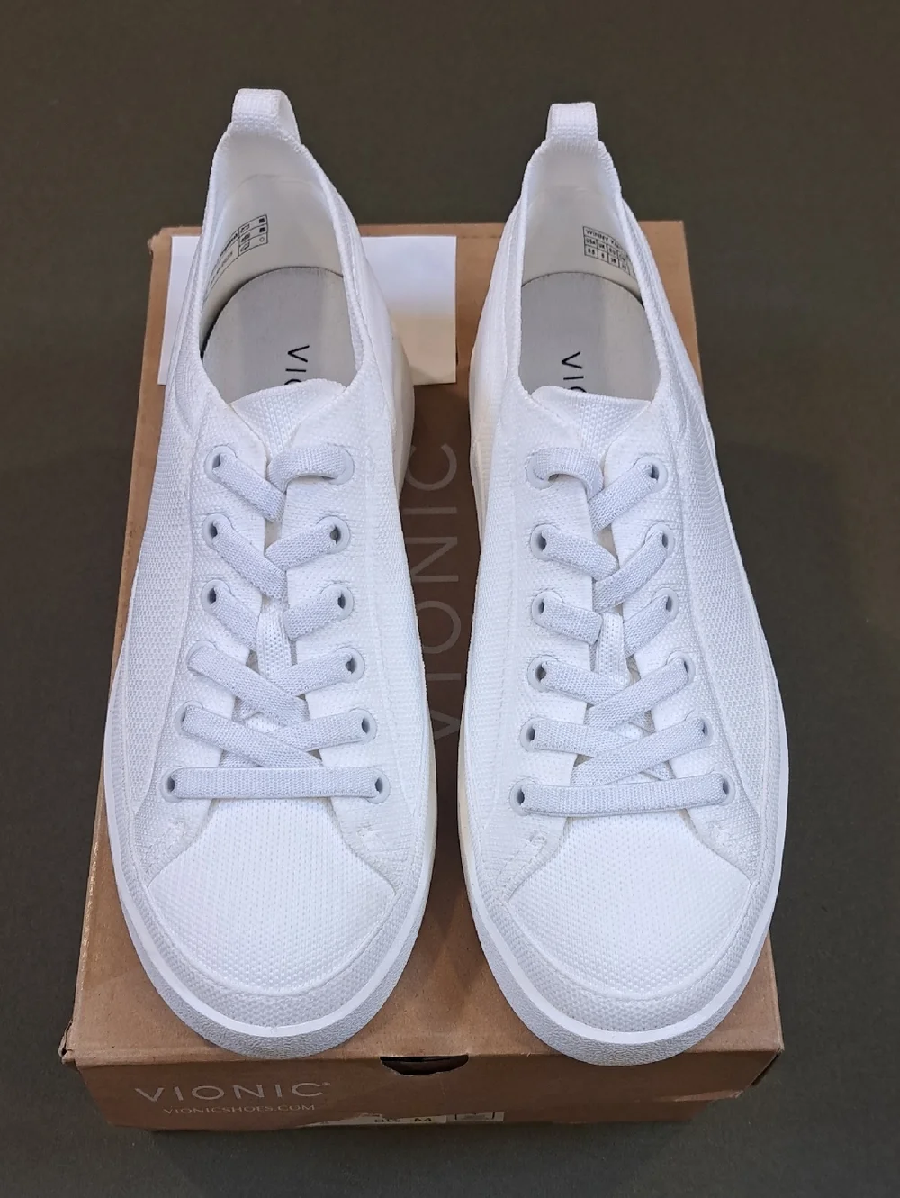 Vionic Winny Knit Sneaker - Color: White - Size: Women 8.5 - Picture 2 of 9